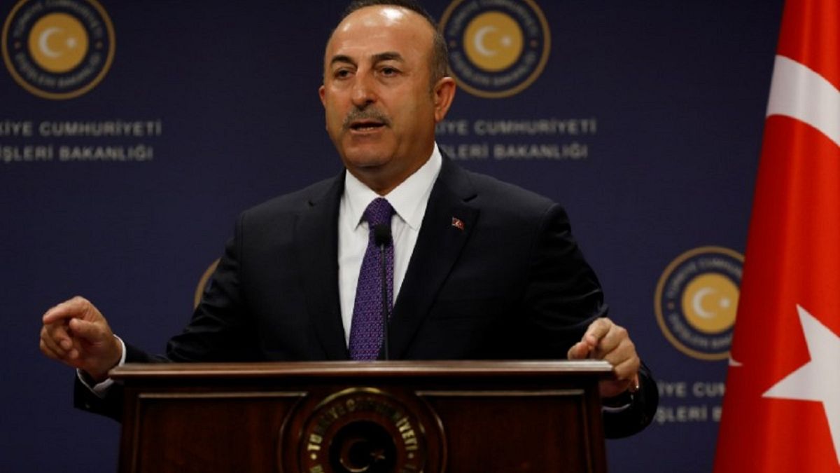 وزير الخارجية التركي مولود تشاووش أوغلو في قمة منظمة التعاون الاسلام