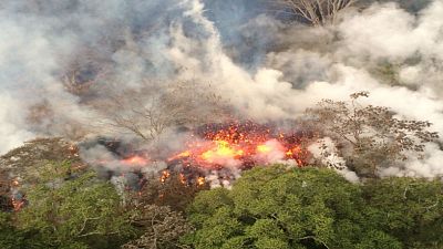 حمم بركان كيلاويا في هاواي تنذر بحالات ثوران جديدة