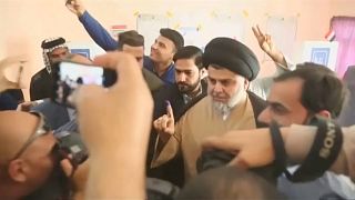 Der Geistliche Al-Sadr gewinnt Wahl im Irak
