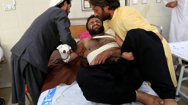 Afghanistan: 8 Tote bei Anschlag auf Cricket-Stadion Afghanistan: 8 Tote bei Anschlag auf Cricket-Stadion