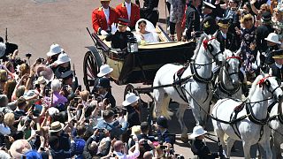 Λονδίνο: Χιλιάδες στους δρόμους για τον πριγκιπικό γάμο