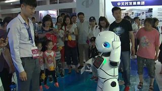 شاهد: الروبوتات المنزلية أحد رهانات التكنولوجيا الفائقة في الصين