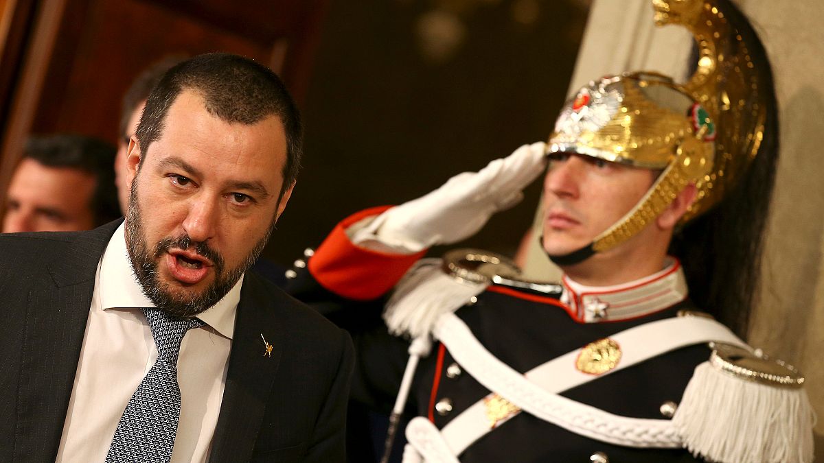 Partidos antissistema italianos apresentam proposta de formação de governo