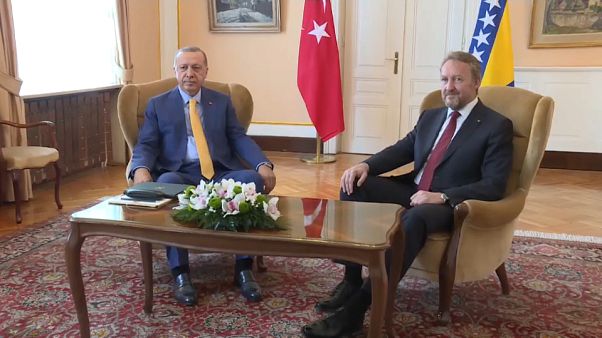 Erdogan busca en Bosnia el voto de la diáspora turca Erdogan busca en Bosnia el voto de la diáspora turca