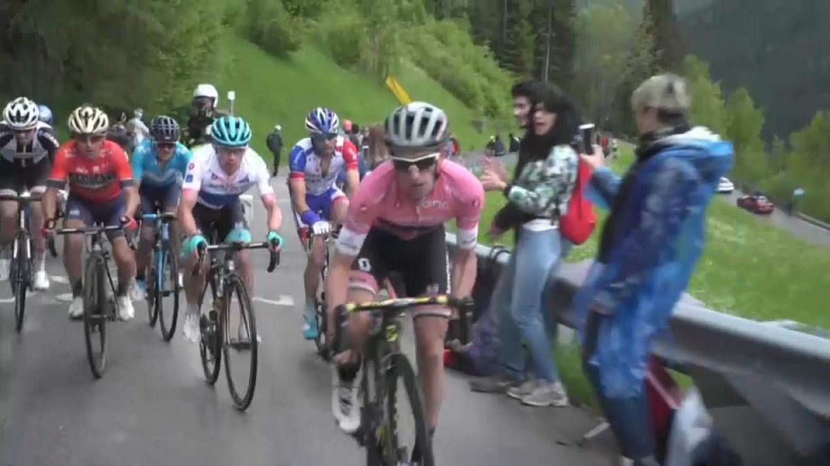 Giro d'Italia: Yates sempre più padrone, il britannico vince anche a Sappada