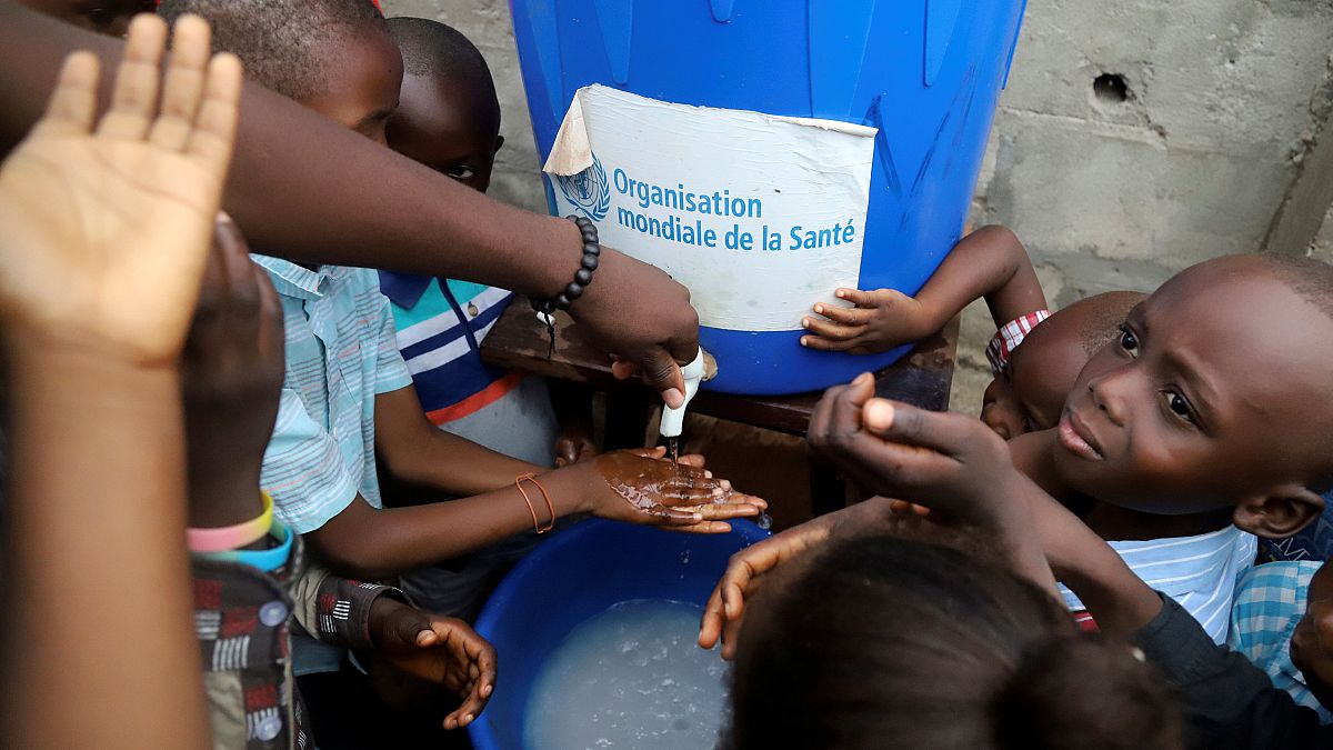 RDC inicia vacinação para conter surto de Ébola