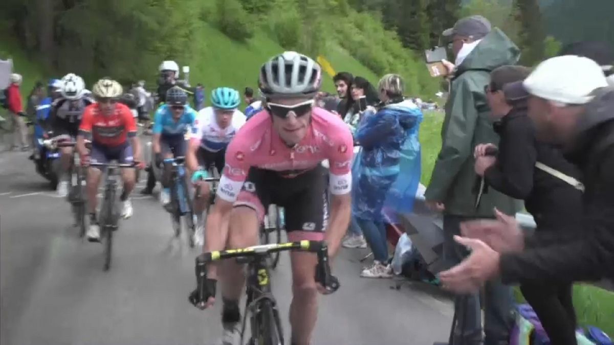 Exhibición de fuerza y control de Simon Yates en el Giro de Italia