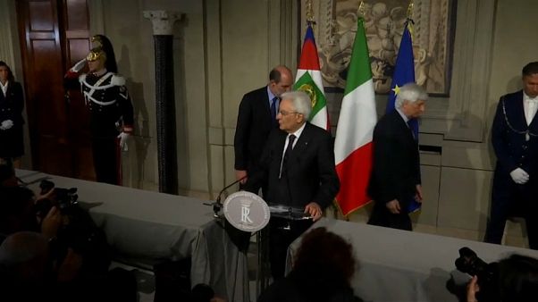 Italia, il governo si formerà? Oggi pomeriggio Mattarella riceverà i due leader Italia, il governo si formerà? Oggi pomeriggio Mattarella riceverà i due leader