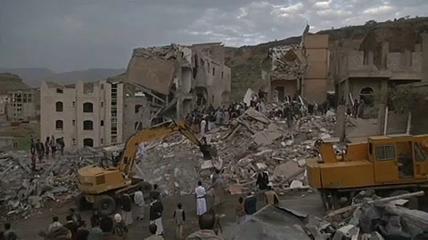 Tovább bombázzák a kórházakat Tovább bombázzák a kórházakat