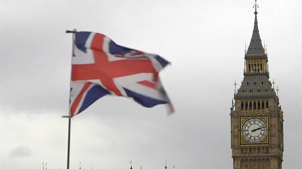 Il parlamento di Londra critica la May: "Chiude un occhio sui capitali russi" Il parlamento di Londra critica la May: "Chiude un occhio sui capitali russi"