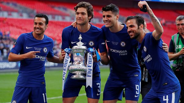 فابريغاس وألونسو ومارتينيز خارج قائمة منتخب إسبانيا بكأس العالم فابريغاس وألونسو ومارتينيز خارج قائمة منتخب إسبانيا بكأس العالم