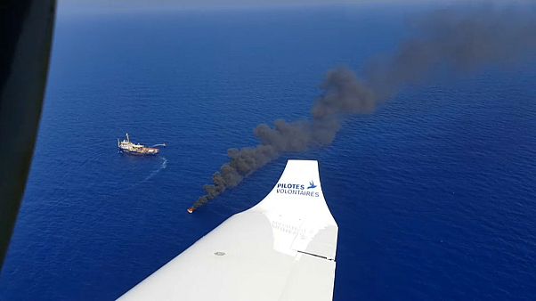 Pilotos compram avião para salvar migrantes no Mediterrâneo Pilotos compram avião para salvar migrantes no Mediterrâneo