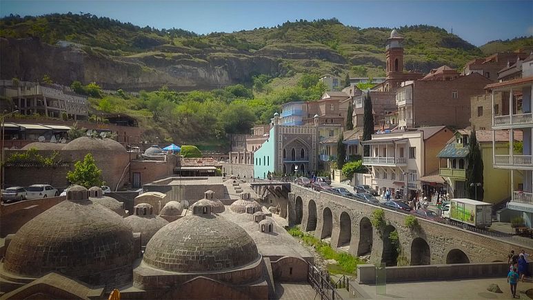 Tiflis, rica en contrastes