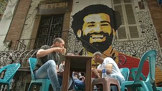 رسم للاعب المصري محمد صلاح على أحد جدران القاهرة