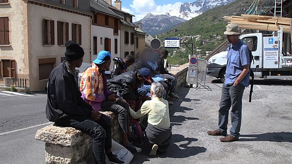 Migrants: Victims of divisions within the EU? Migrants: Victims of divisions within the EU?