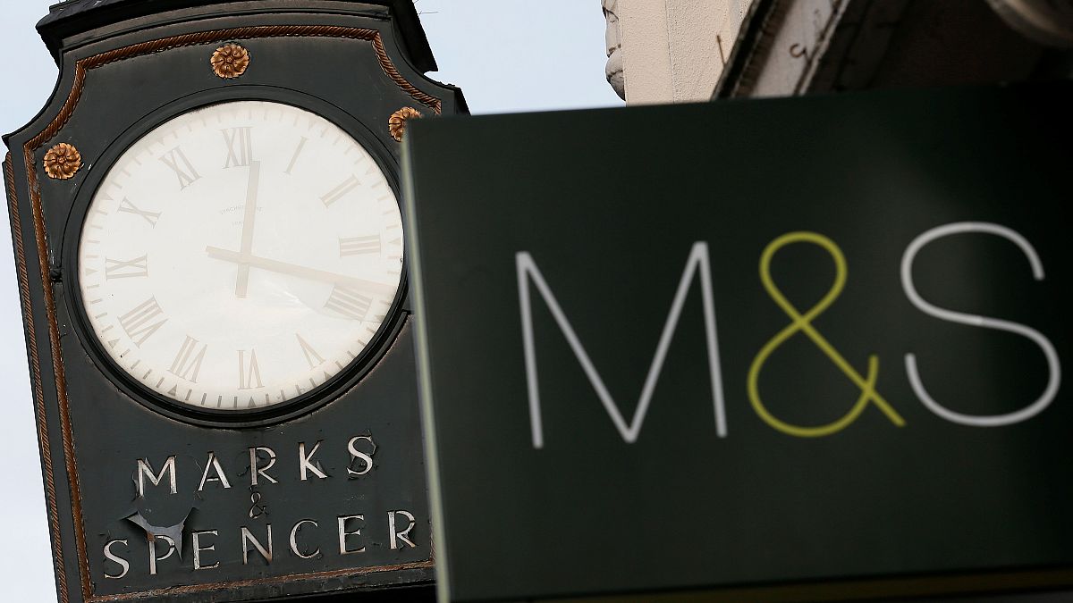 Marks&Spencer закрывает магазины