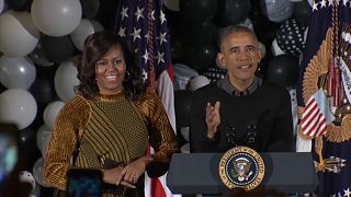 Barack y Michelle Obama firman un contrato con Netflix