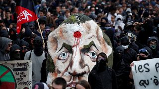 تظاهرات کارمندان دولت در پاریس به خشونت کشیده شد