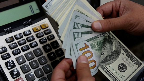 سقوط بیسابقه ارزش لیر ترکیه در برابر دلار سقوط بیسابقه ارزش لیر ترکیه در برابر دلار