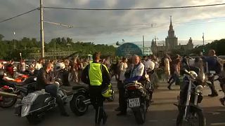 Μόσχα: Διαμαρτυρία φοιτητών για τη fan zone του Μουντιάλ