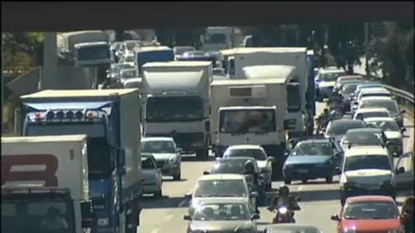 Η ηλεκτροκίνηση στις μεταφορές... αργεί Η ηλεκτροκίνηση στις μεταφορές... αργεί