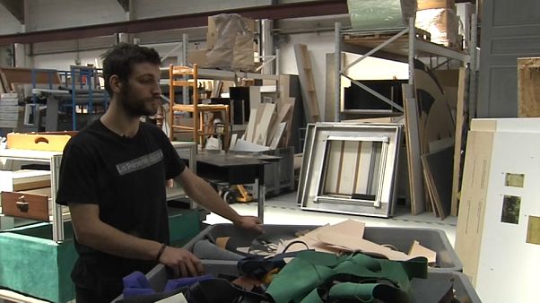 Dal cassonetto alla mostra: i rifiuti al servizio di arte (e Pianeta) Dal cassonetto alla mostra: i rifiuti al servizio di arte (e Pianeta)