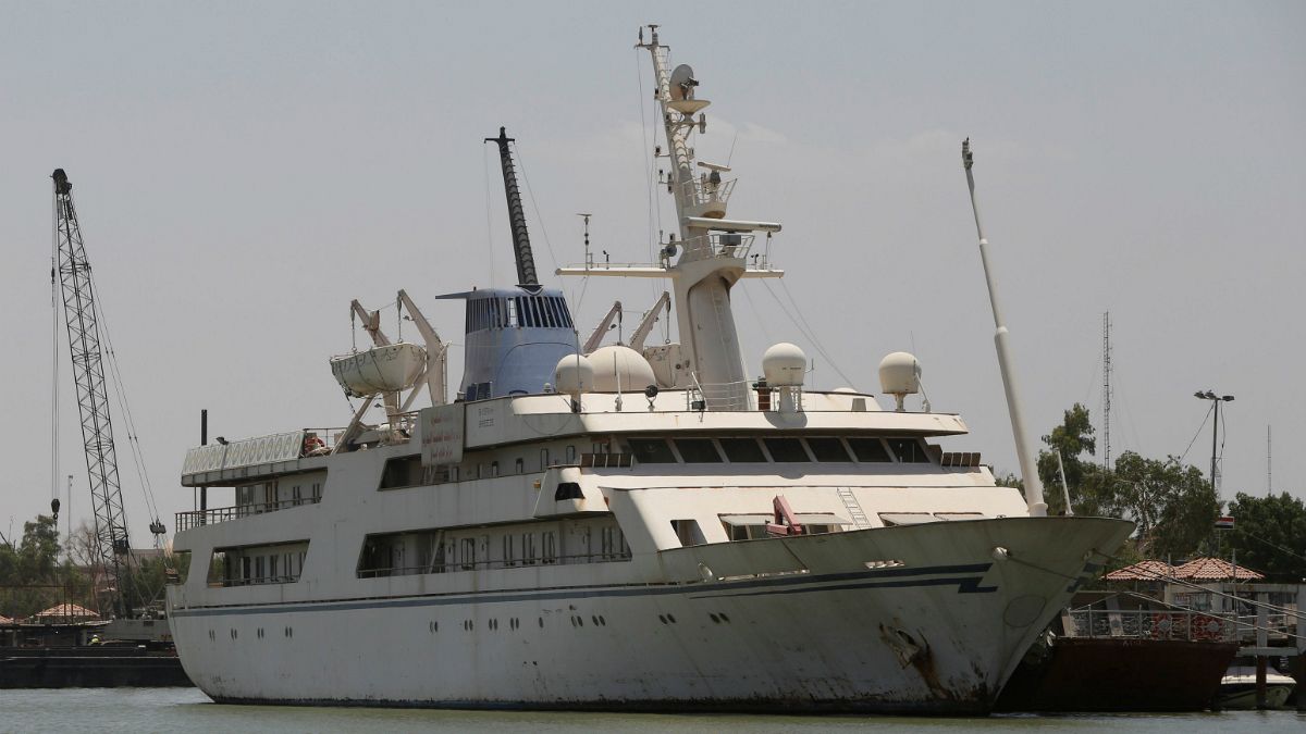 کشتی تفریحی صدام حسین هتل دریانوردان می‌شود
