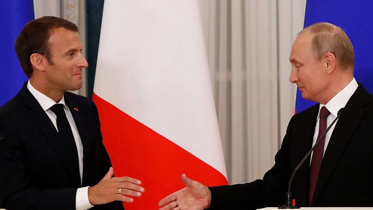 Macron e Putin condenam decisão de Trump