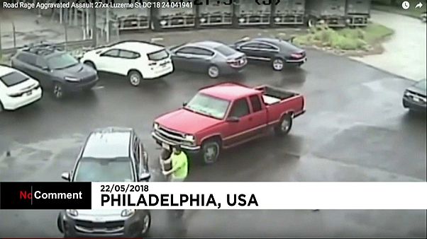 Etats-Unis : un automobiliste en attaque un autre à coups de masse Etats-Unis : un automobiliste en attaque un autre à coups de masse