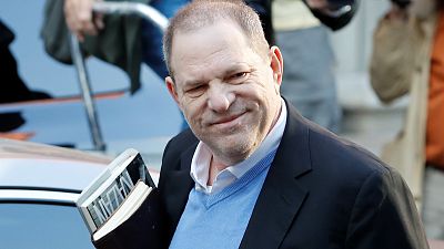 Harvey Weinstein formalmente acusado de violação