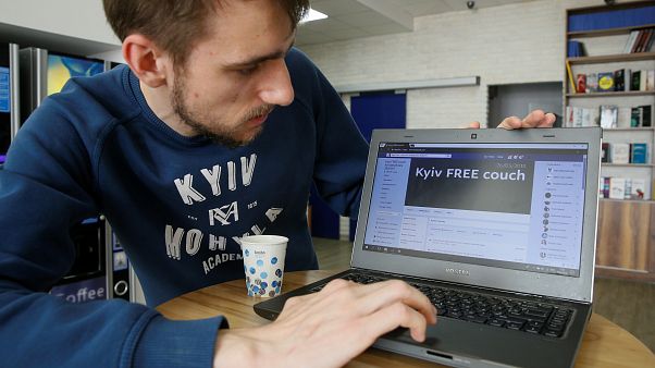 A Kiev, mon canapé gratuit pour les fans A Kiev, mon canapé gratuit pour les fans