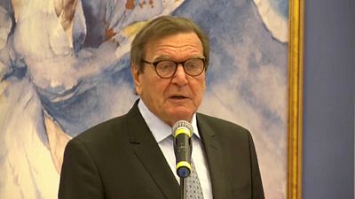Schröder: semmi értelme ellenezni az Északi Áramlatot