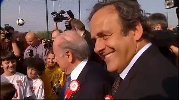 Michel Platini com Joseph Blatter Michel Platini com Joseph Blatter