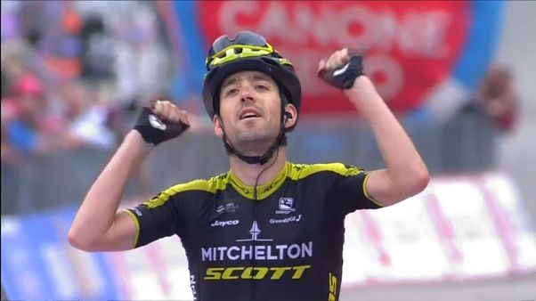 Mikel Nieve logra la primera victoria española en el giro Mikel Nieve logra la primera victoria española en el giro