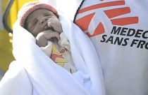 Milagre, o bebé nascido a bordo de um navio humanitário junto a Itália