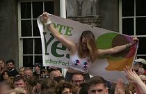 L'Irlanda in festa dopo il voto sull'aborto