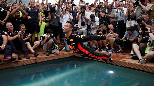 Daniel Ricciardo celebra vitória no GP do Mónaco em Fórmula 1 Daniel Ricciardo celebra vitória no GP do Mónaco em Fórmula 1