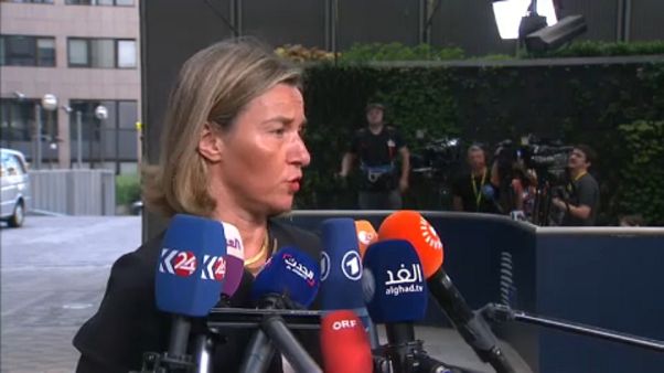 Μογκερίνι: Οι Ιταλοί εμπιστεύονται τα θεσμικά όργανα Μογκερίνι: Οι Ιταλοί εμπιστεύονται τα θεσμικά όργανα
