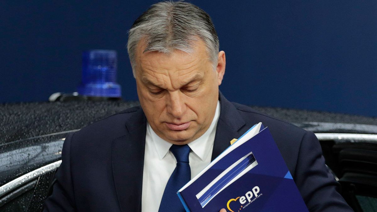 A CEU és a Stop Soros sorsán múlhat a Fidesz Néppárt-tagsága