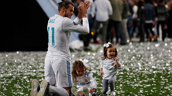Real Madrid celebrate Champions League victory in Bernabeu stadium Real Madrid celebrate Champions League victory in Bernabeu stadium