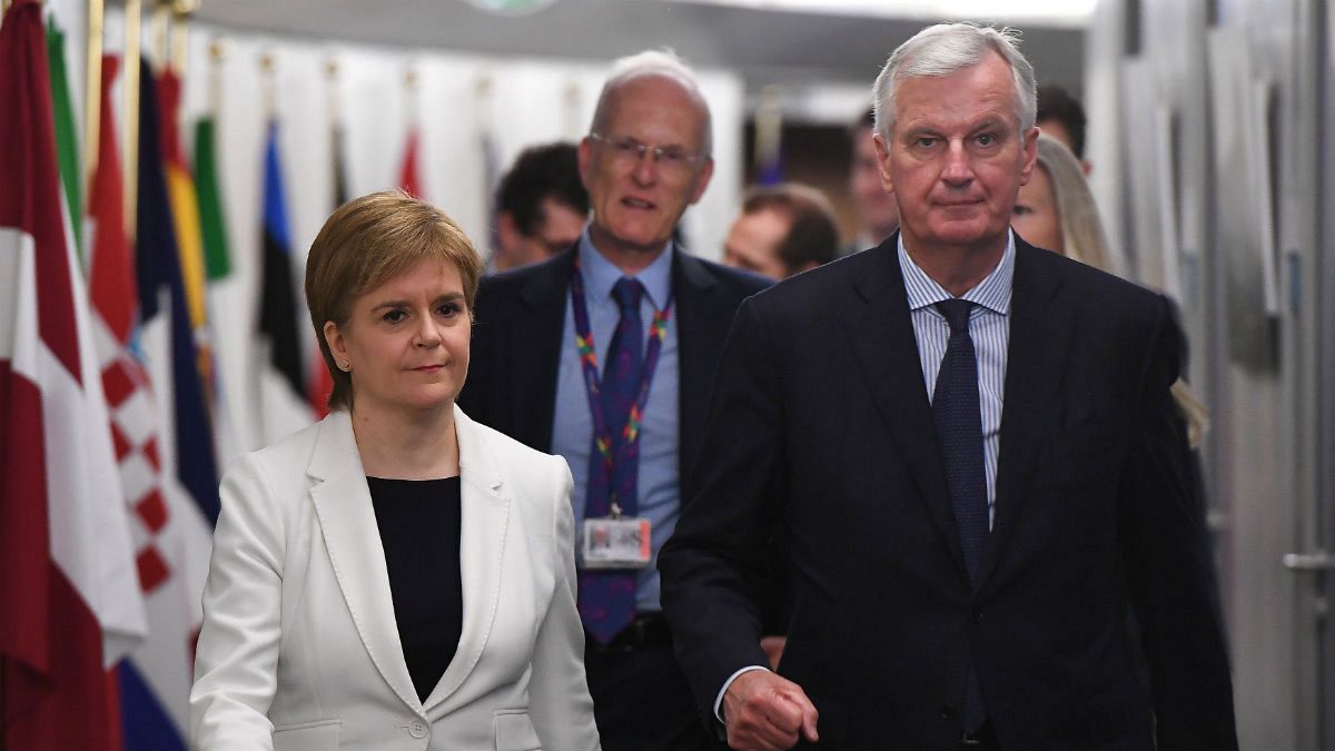 Londont a skót első miniszter is nyomasztja brexit-ügyben 