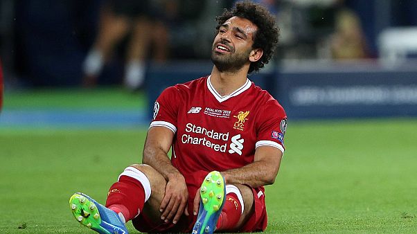 محامٍ مصري يطالب بمليار دولار كتعويض عن إصابة محمد صلاح محامٍ مصري يطالب بمليار دولار كتعويض عن إصابة محمد صلاح