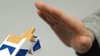 مليون مدخن أقلعوا عن التدخين في فرنسا عام 2017.. ما السر؟