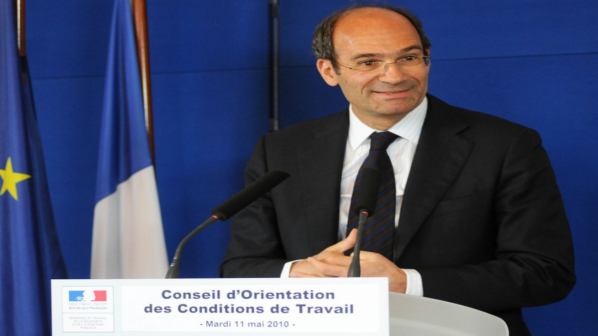 اتهام وزير العمل الفرنسي السابق إيريك فورت في قضية التمويل الليبي لحملة ساركوزي