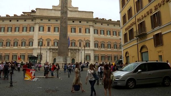 L'Italie embourbée dans l'incertitude L'Italie embourbée dans l'incertitude