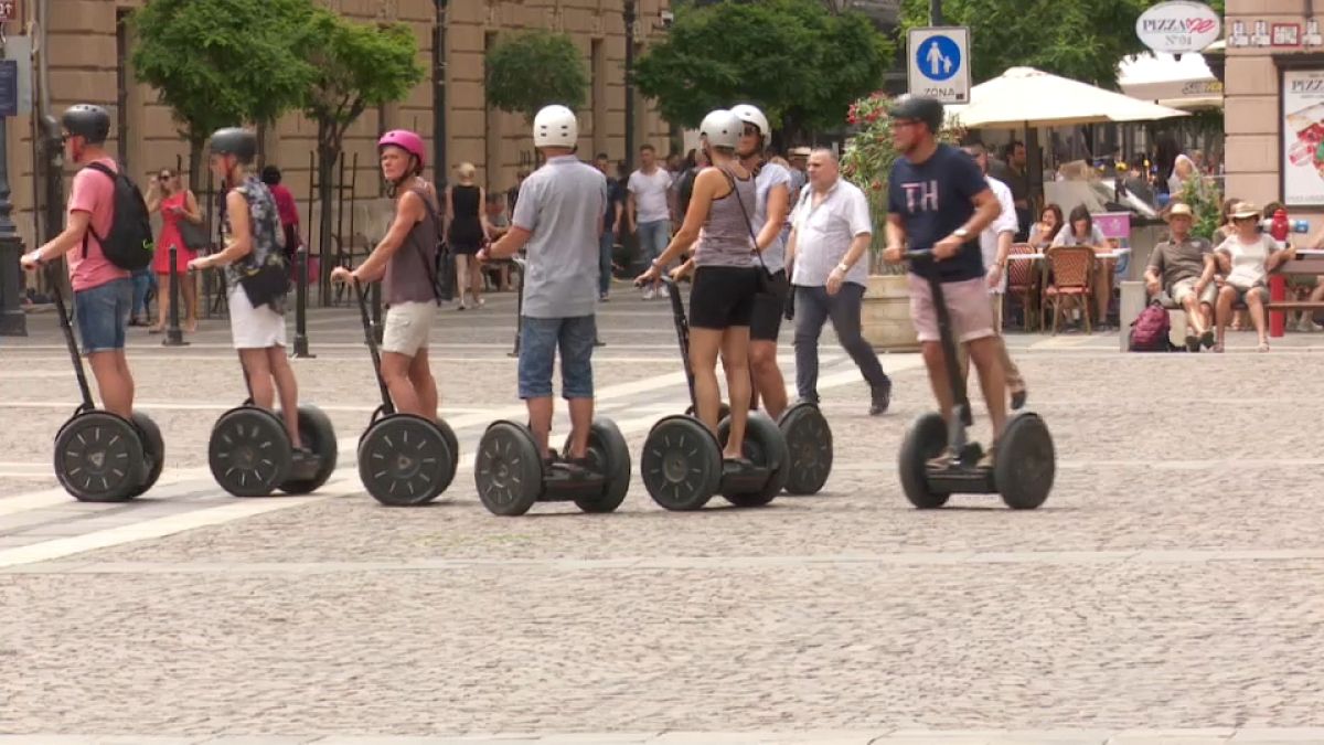 Budapest prohíbe "segways" y bicicletas eléctricas por sus aceras