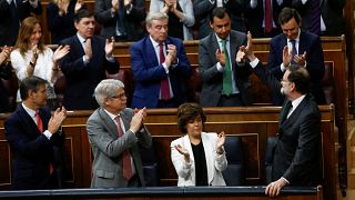Crónica: Rajoy, primer presidente destituido por el Parlamento