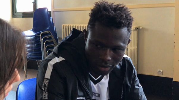Gassama, el "spiderman" de Mali: "En Libia es terrible, nos tratan como esclavos" Gassama, el "spiderman" de Mali: "En Libia es terrible, nos tratan como esclavos"