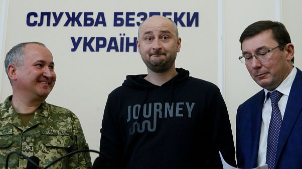 Rus gazeteci Babchenko'nun sahte ölümü tepki topluyor Rus gazeteci Babchenko'nun sahte ölümü tepki topluyor