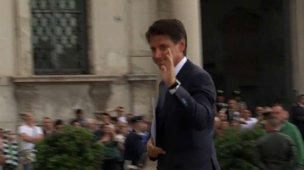 Italia: fumata blanca en el Quirinale Italia: fumata blanca en el Quirinale